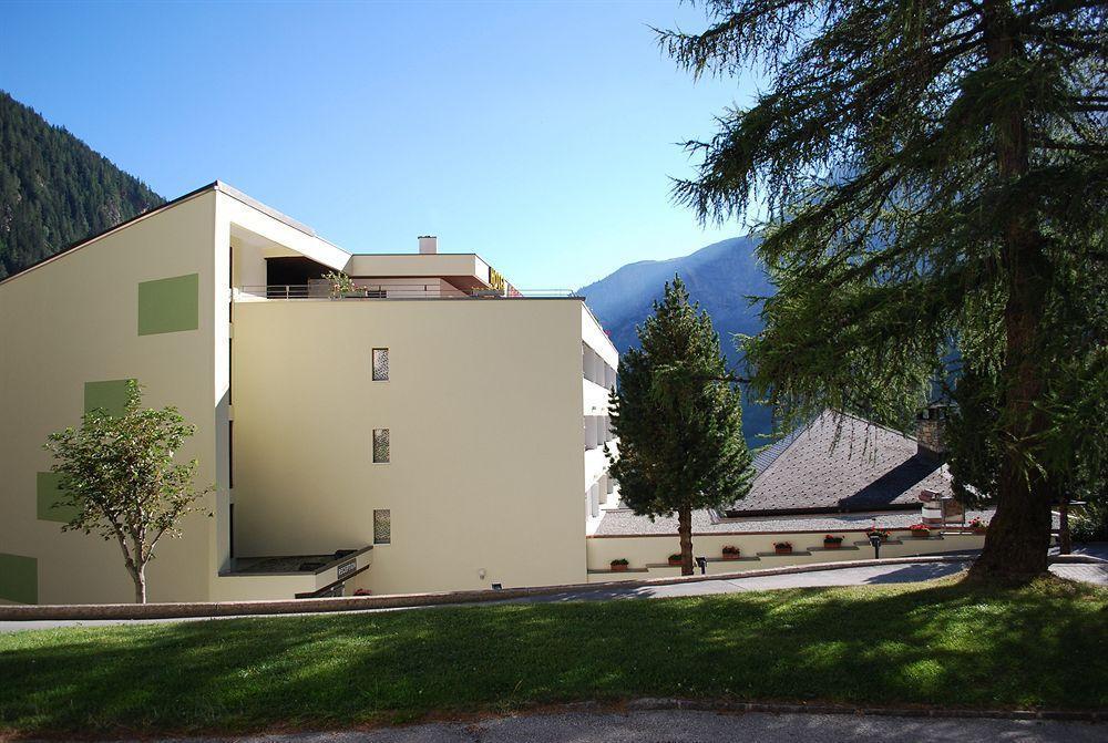 Hotel Astoria Leukerbad Exterior foto